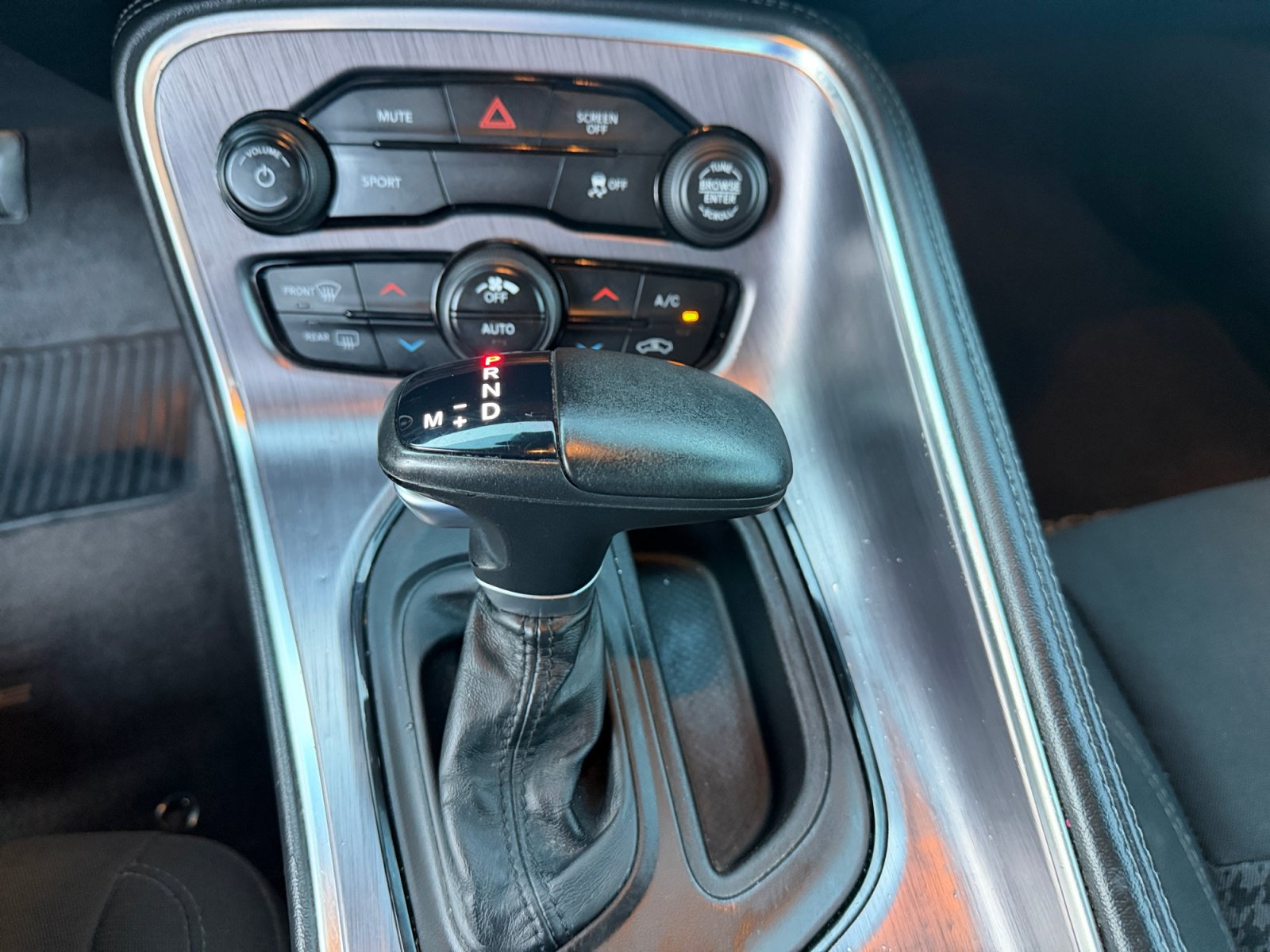 Used 2017 Dodge Challenger SXT RWD image 25