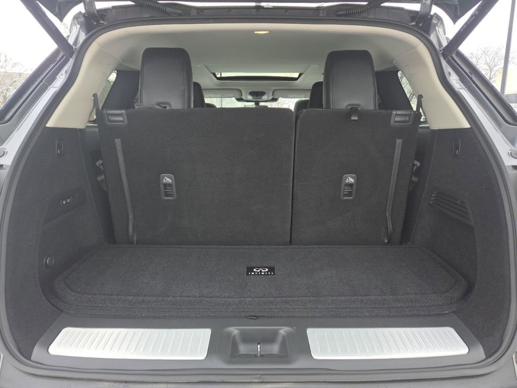 Used 2023 INFINITI QX60 Sensory w/ Cargo Package image 28