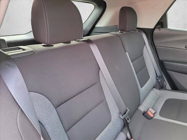 Used 2024 Chevrolet TrailBlazer LT w/ LT Cold Weather Package FWD image 13