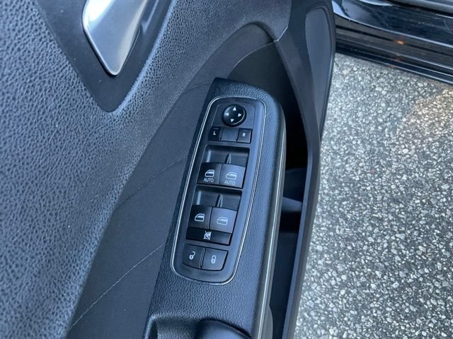 Used 2016 Dodge Charger SXT RWD image 8