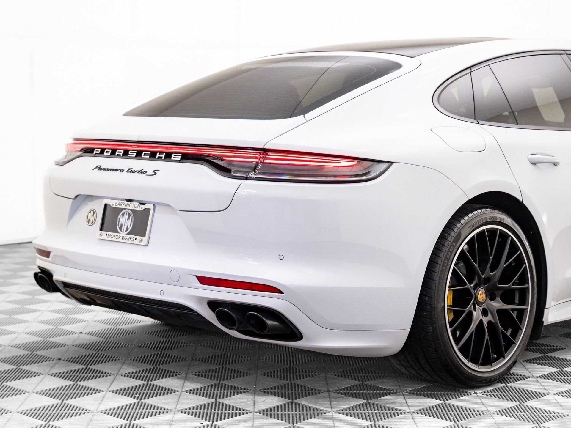 Certified 2023 Porsche Panamera Turbo S image 37
