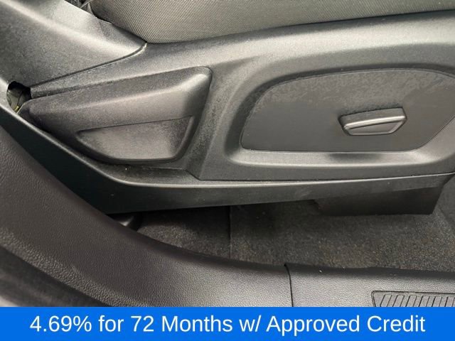 Used 2021 Ford Explorer XLT image 32