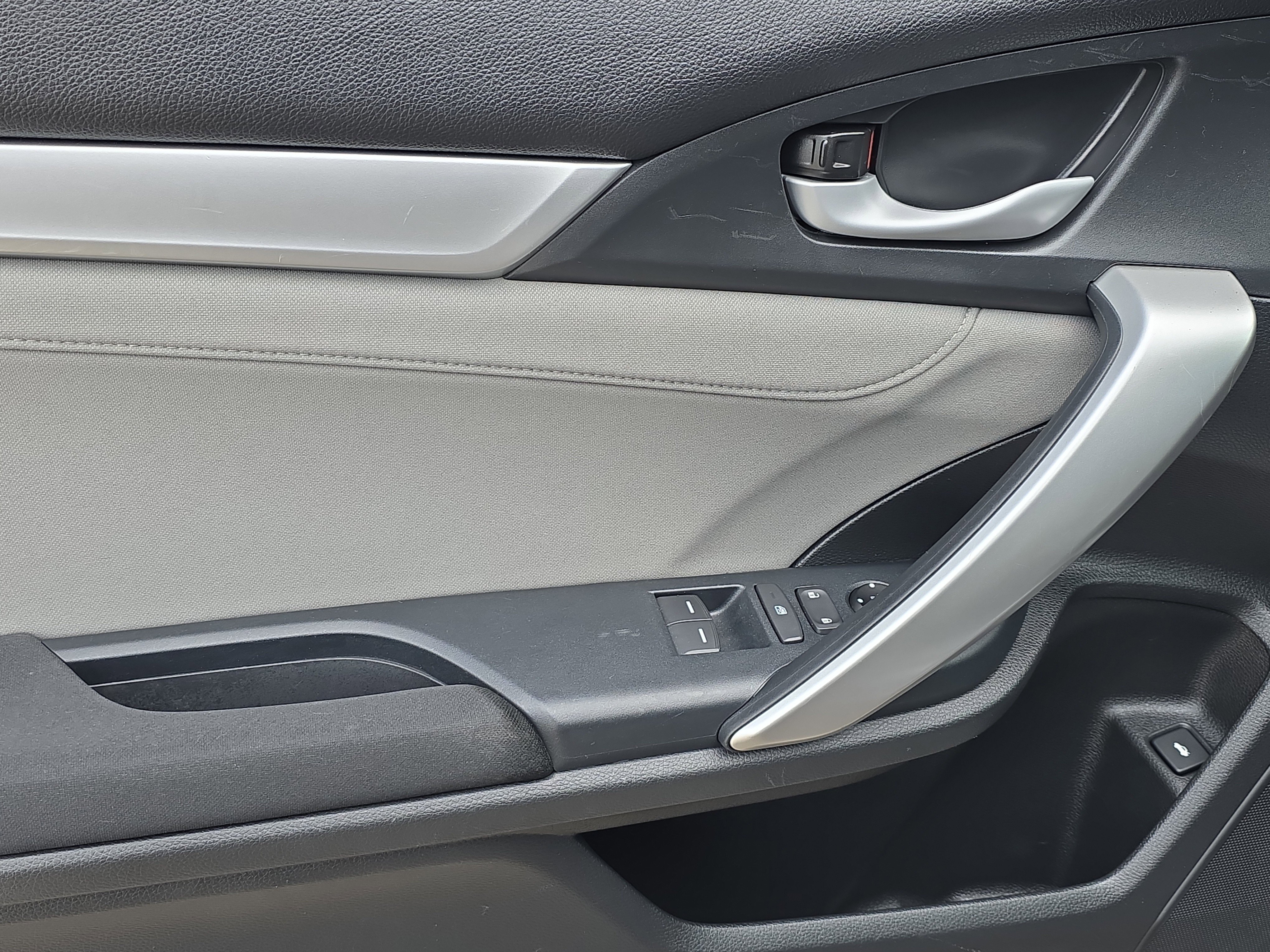 Used 2018 Honda Civic EX-T image 13