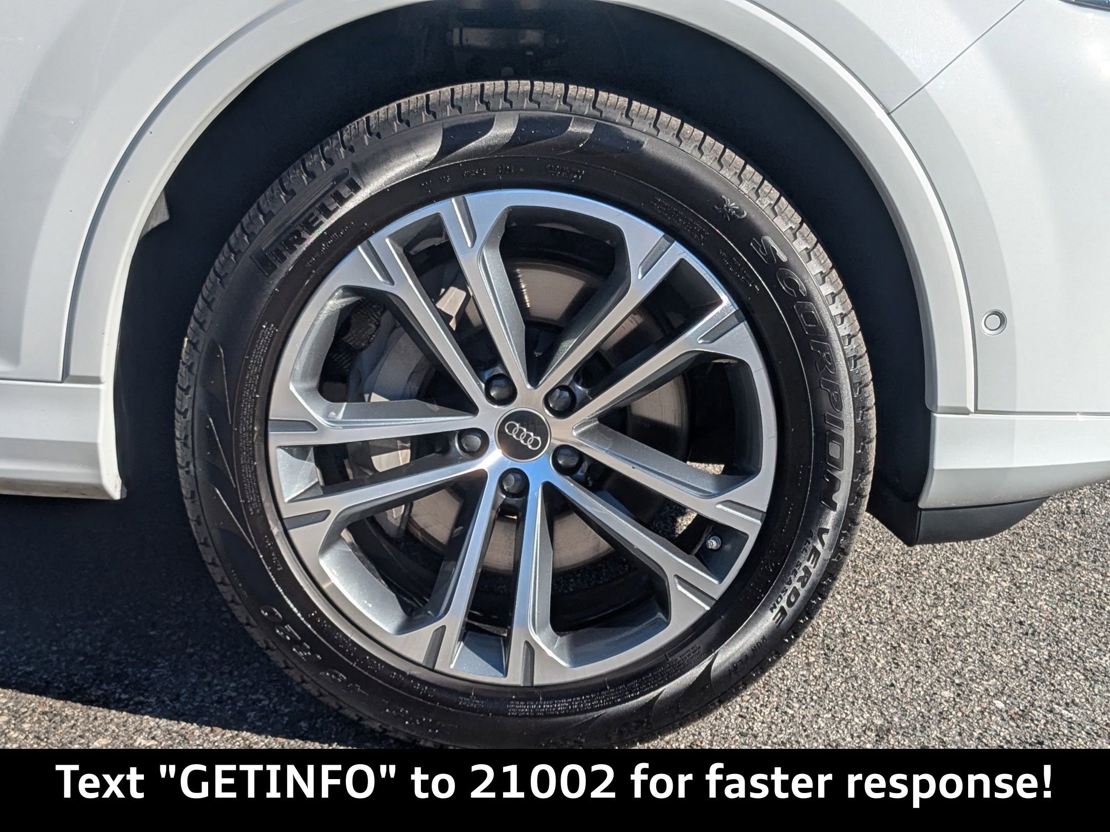 Certified 2025 Audi Q7 2.0T Premium w/ Convenience Plus Package image 12