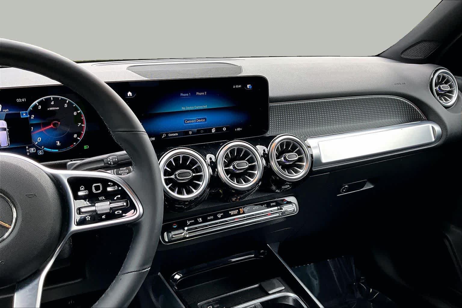 Certified 2022 Mercedes-Benz GLB 250 4MATIC image 7