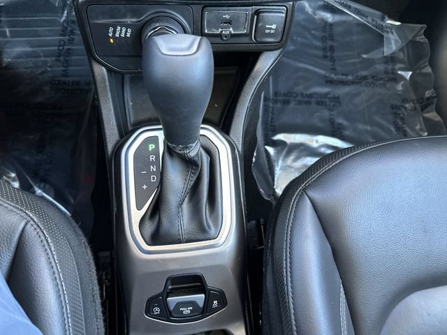 Used 2022 Jeep Renegade Limited AWD/4WD image 24