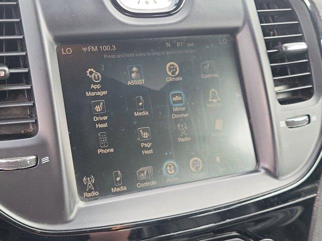 Used 2015 Chrysler 300 S image 27