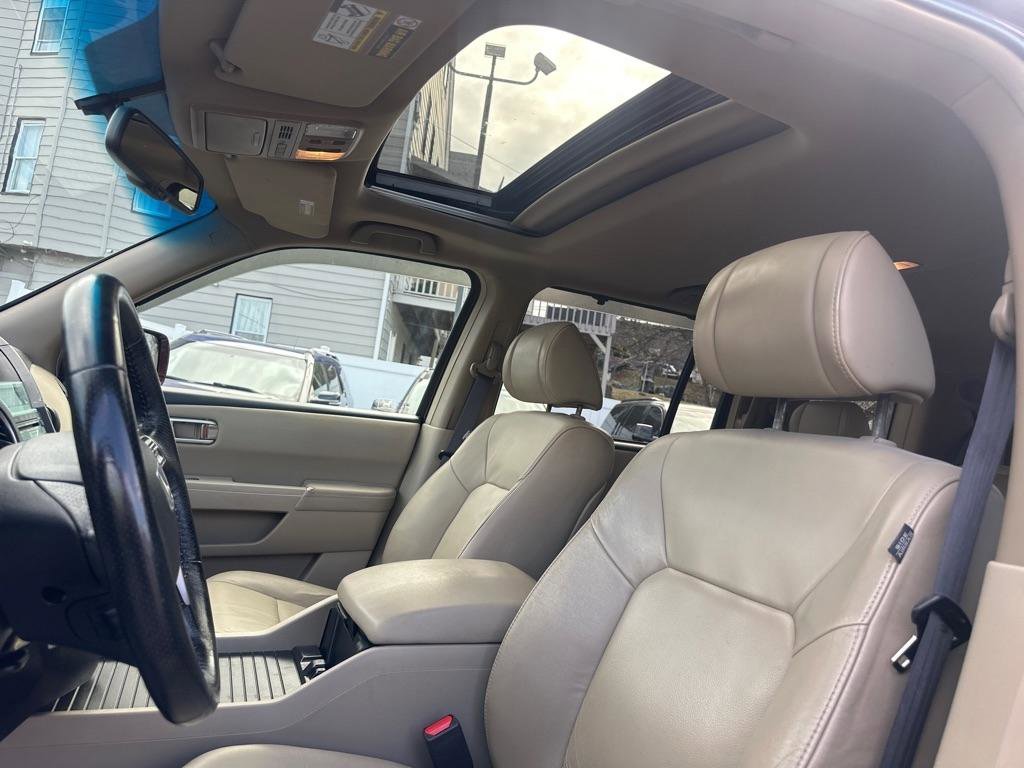 Used 2009 Honda Pilot Touring image 15