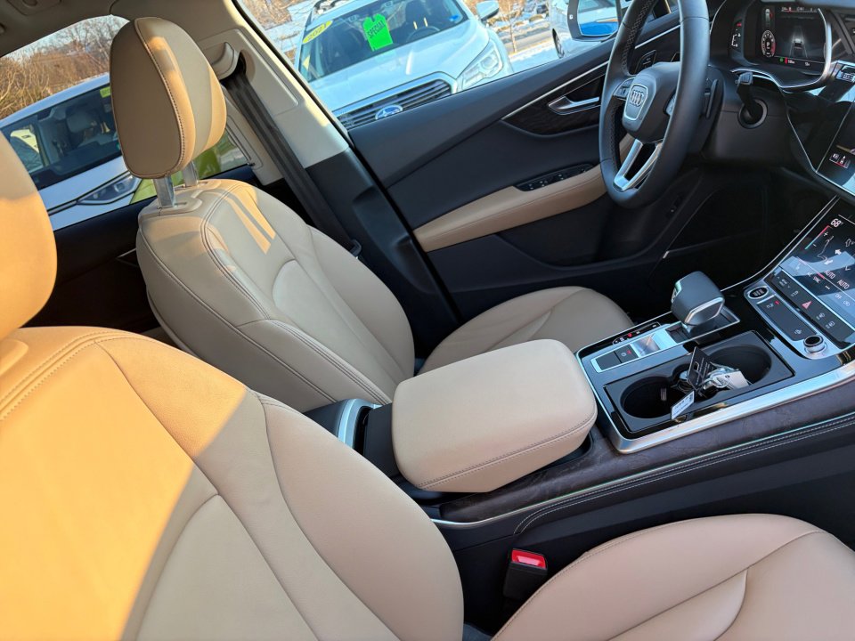 Certified 2025 Audi Q7 3.0T Premium Plus w/ Premium Plus Package image 32