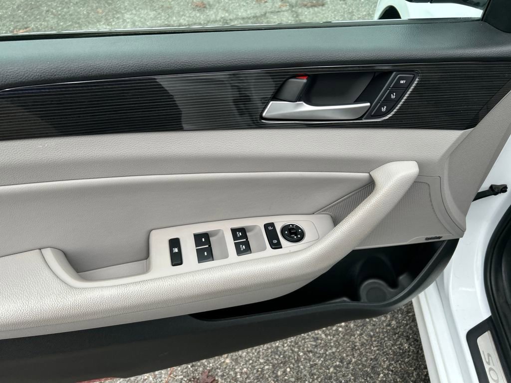 Used 2018 Hyundai Sonata Limited w/ Limited Ultimate Package 03 image 15