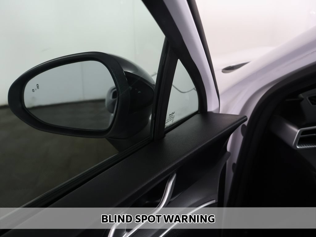 Used 2022 Kia K5 GT-Line AWD/4WD image 5
