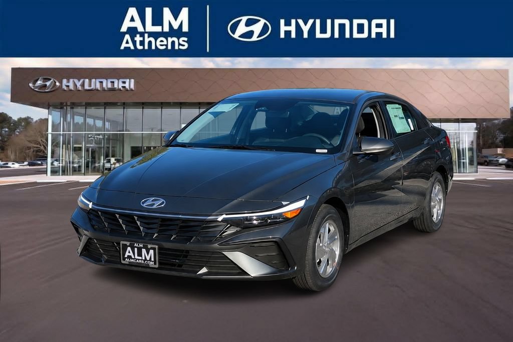 New 2026 Hyundai Elantra SE