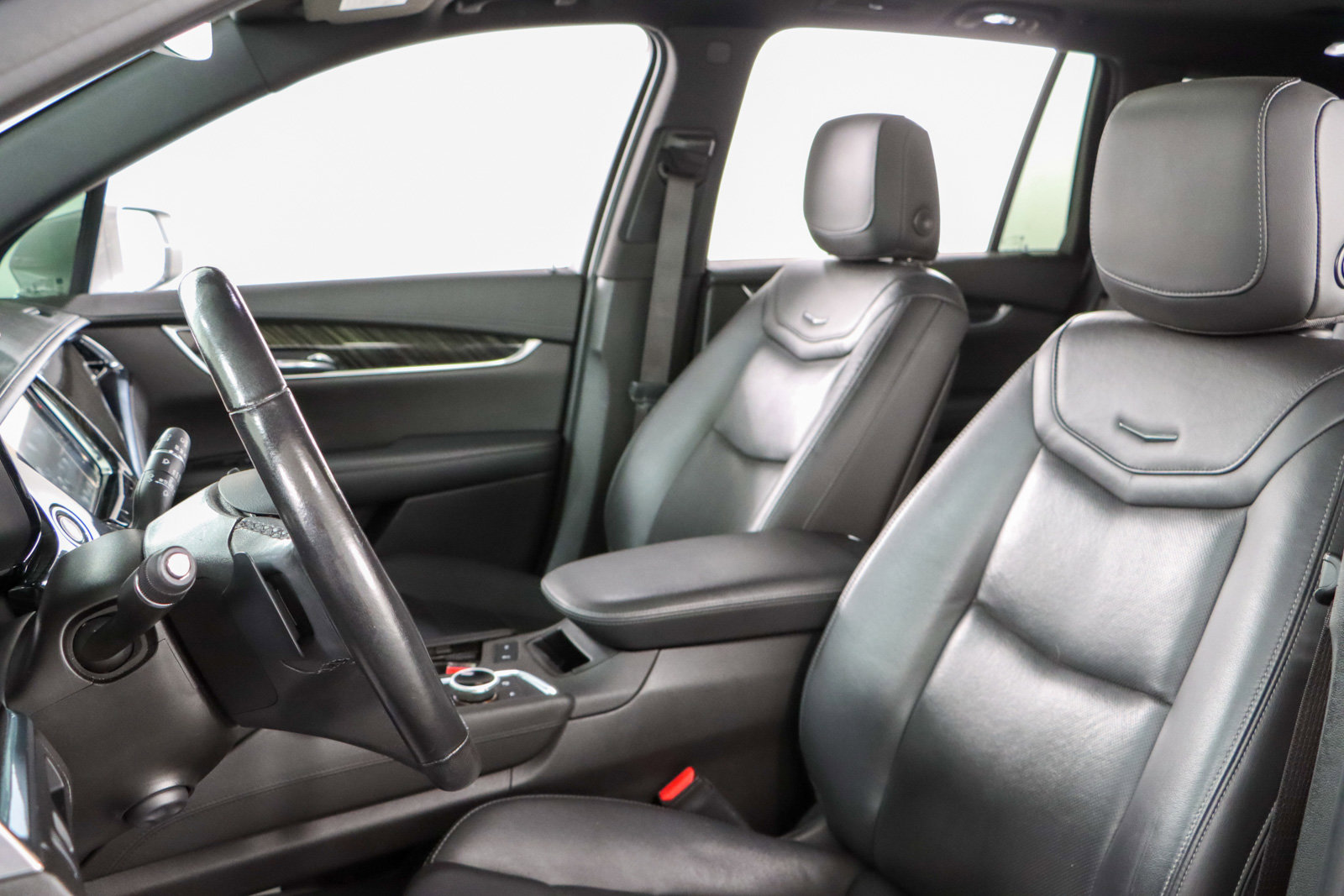 Used 2020 Cadillac XT6 Premium Luxury image 25