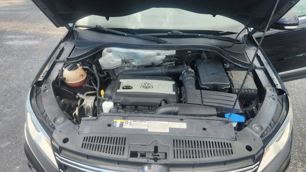 Used 2014 Volkswagen Tiguan SEL FWD image 24