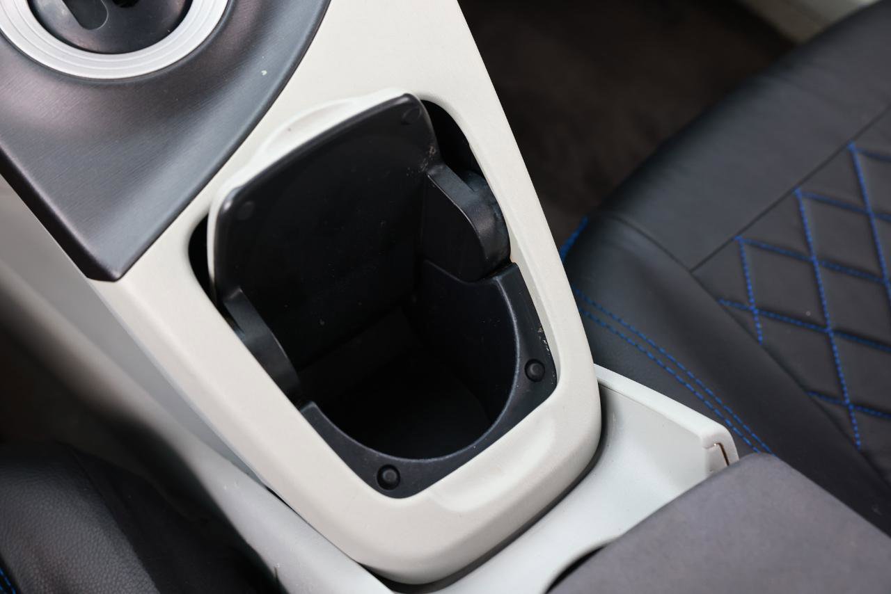 Used 2010 Toyota Prius Two FWD image 31
