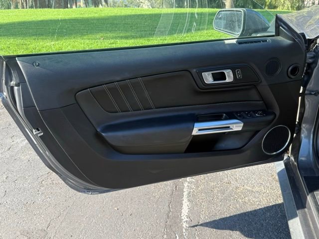 Used 2022 Ford Mustang Premium image 7