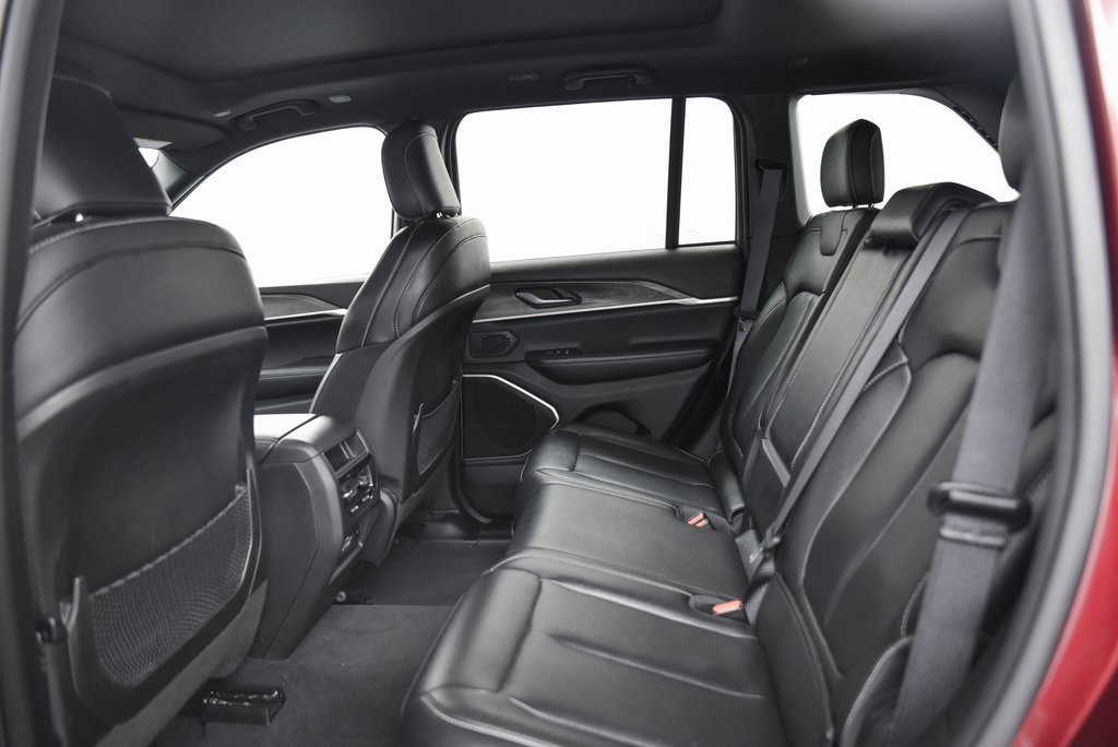 Used 2024 Jeep Grand Cherokee Limited 4xe image 12