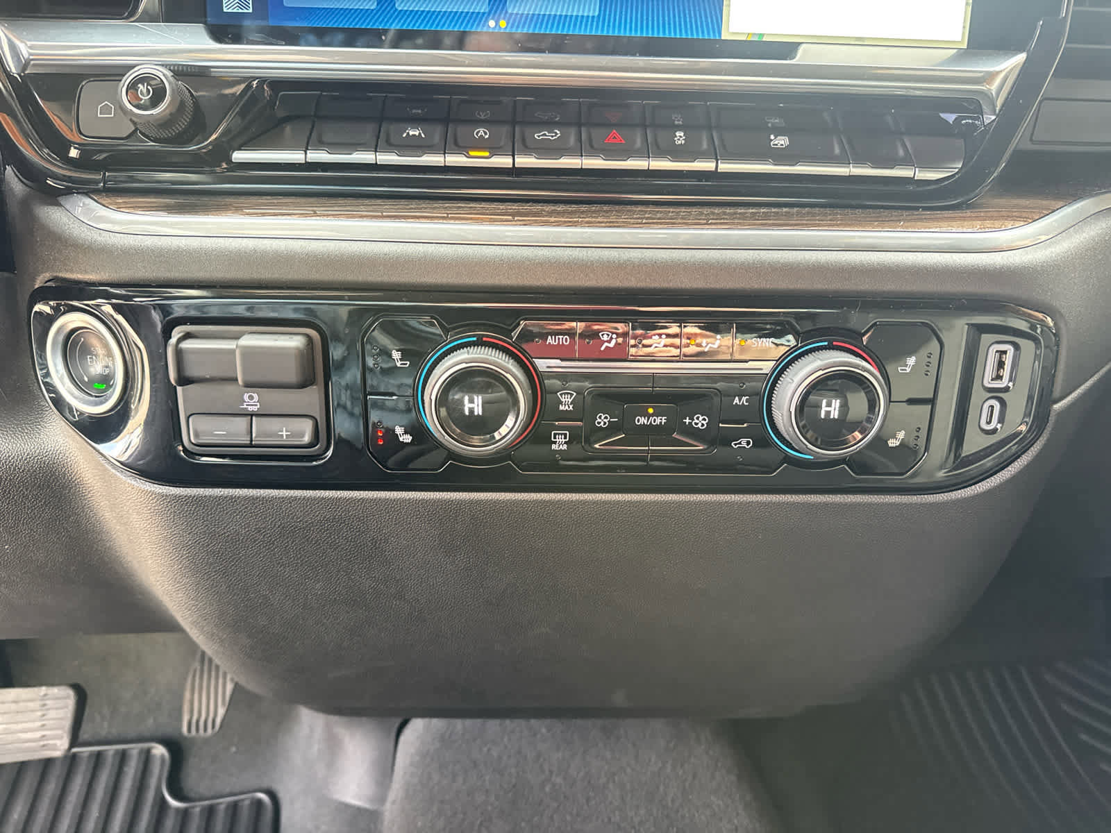 Certified 2025 Chevrolet Silverado 1500 LT image 25