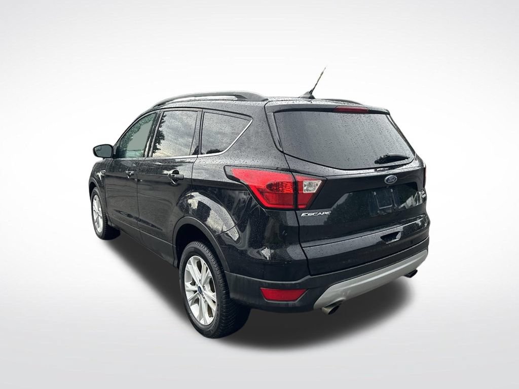 Used 2019 Ford Escape SEL FWD image 3
