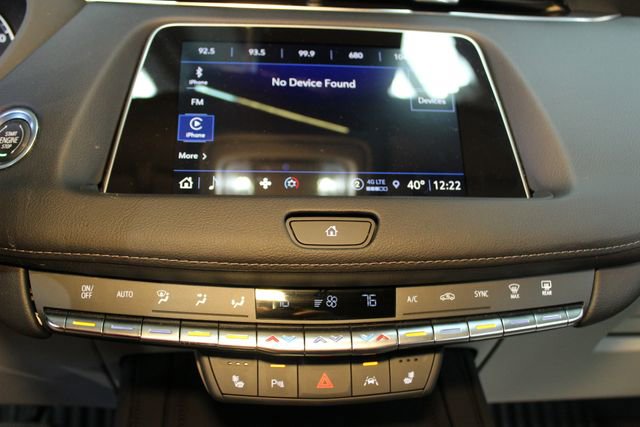 Used 2022 Cadillac XT4 Luxury w/ Driver Awareness Package AWD/4WD image 27