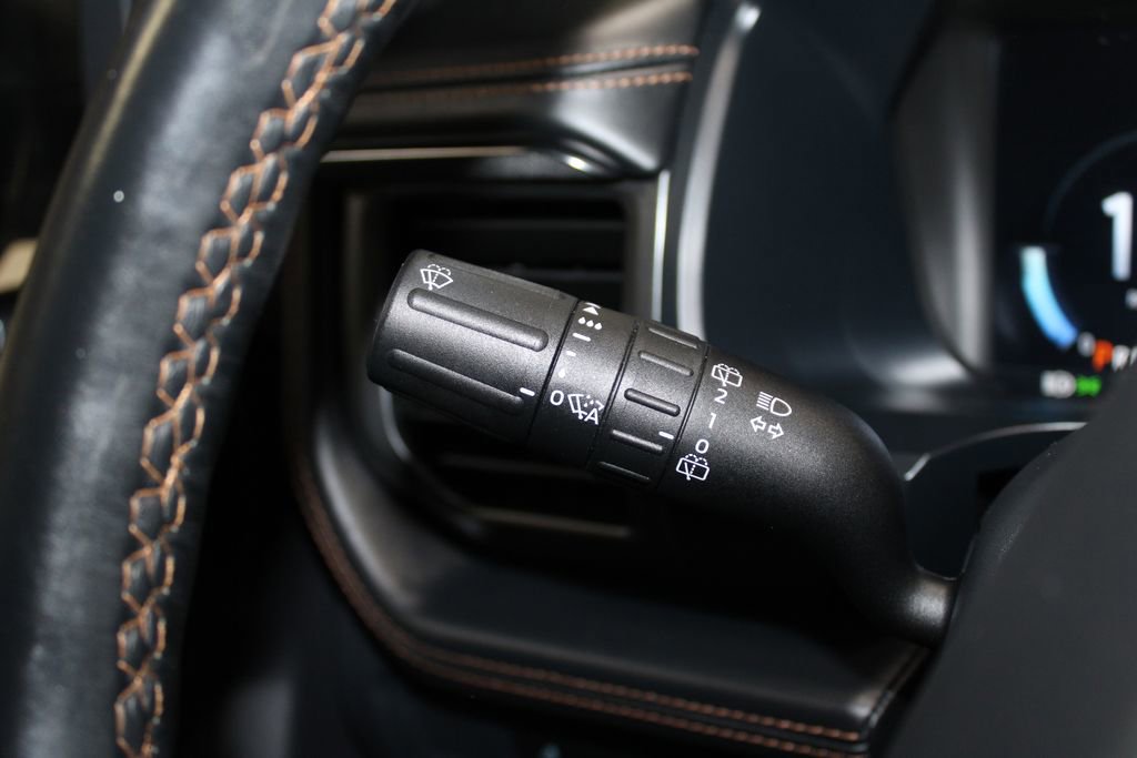 Used 2023 Ford Expedition Max Platinum image 42