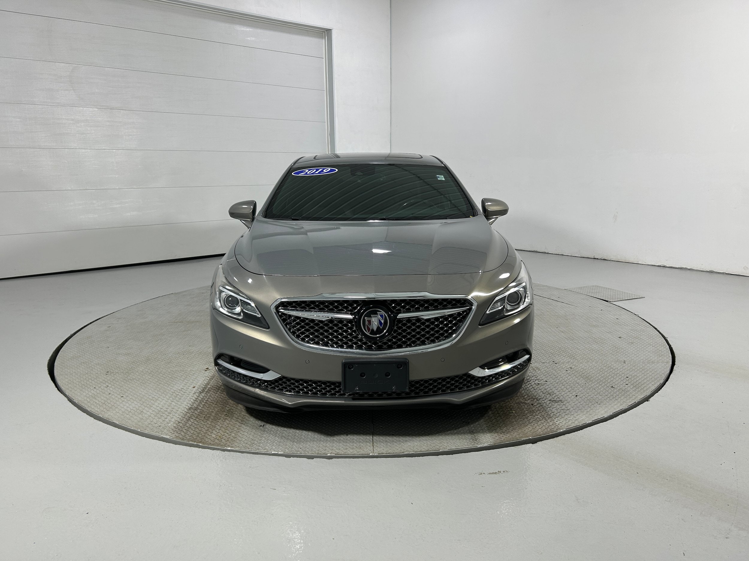 Used 2019 Buick LaCrosse Avenir w/ Driver Confidence Package II AWD/4WD image 15