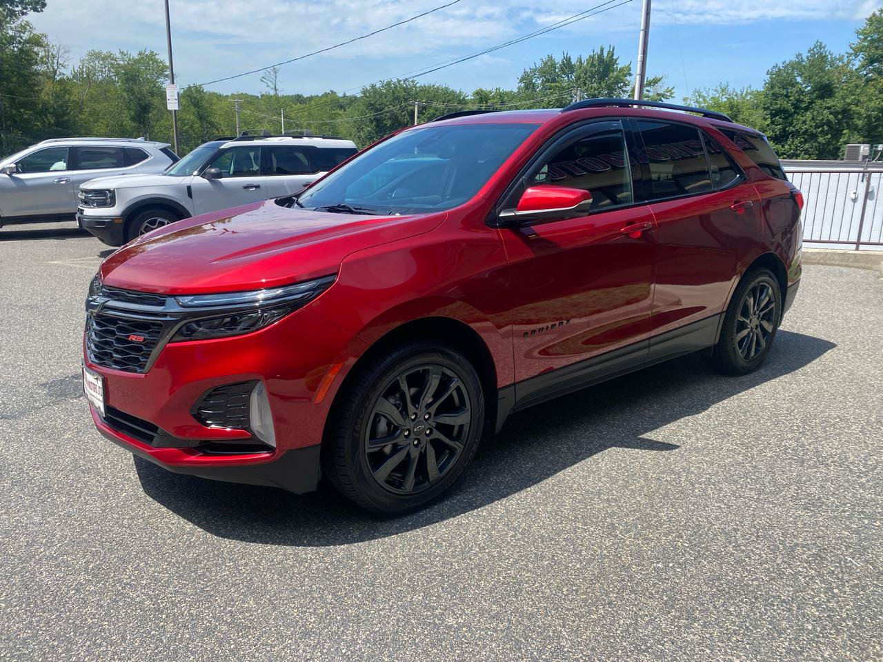 Used 2023 Chevrolet Equinox RS w/ RS Leather Package AWD/4WD image 4