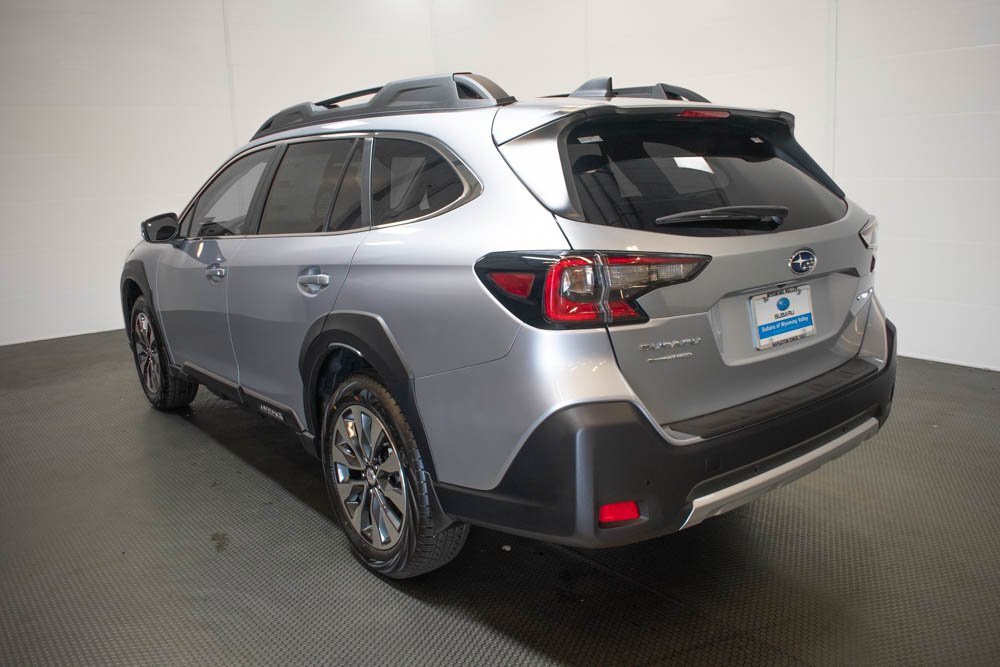 New 2025 Subaru Outback Limited image 5