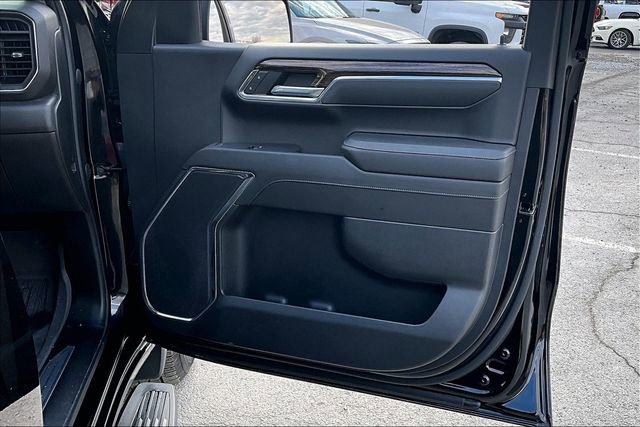 Used 2024 GMC Sierra 1500 Elevation w/ LPO, Elevation Black Package image 29