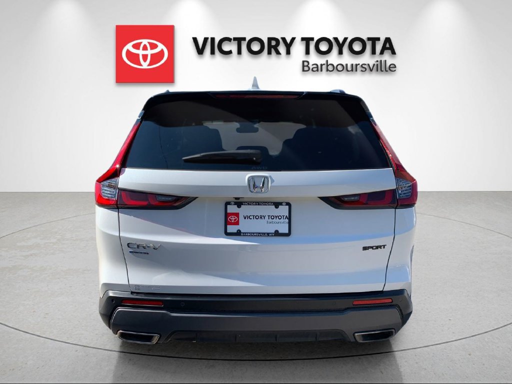 Used 2025 Honda CR-V Sport Touring image 4