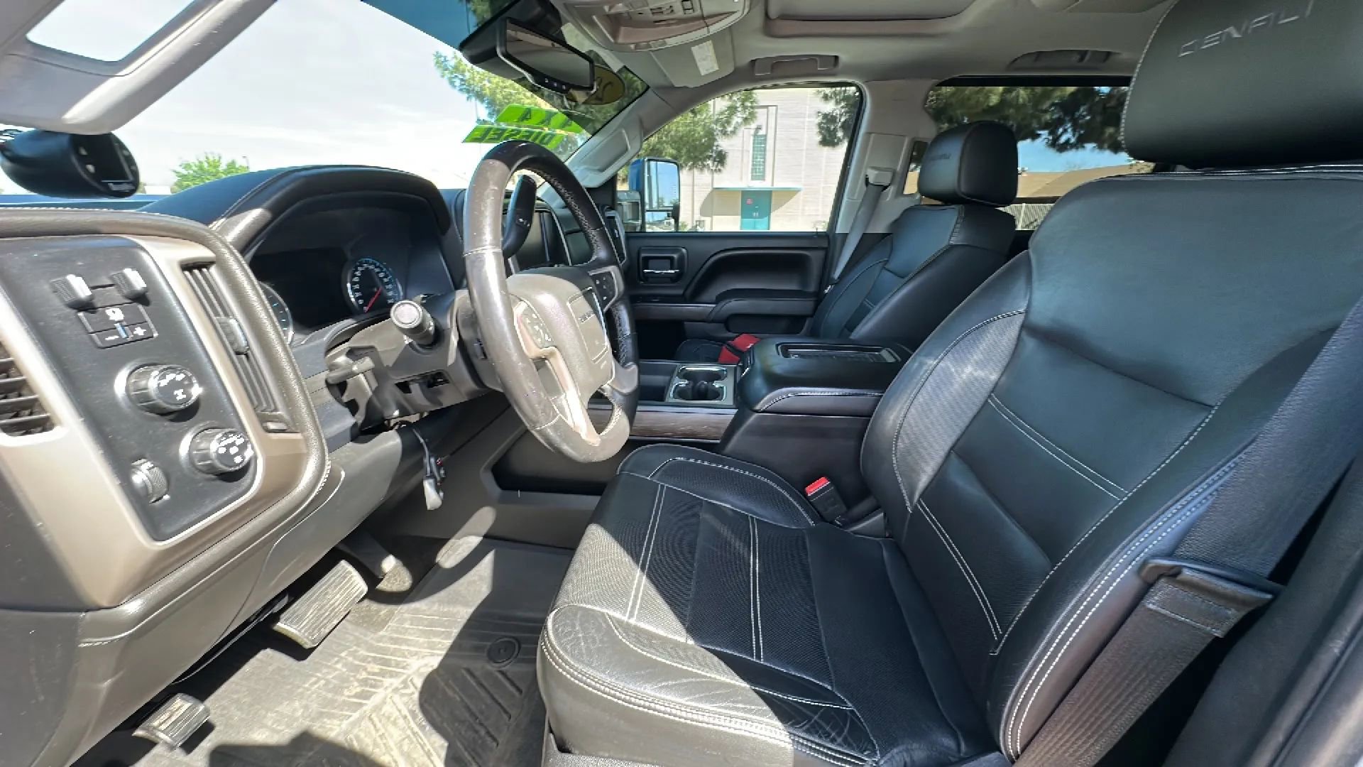 Used 2017 GMC Sierra 3500 Denali w/ Duramax Plus Package image 15