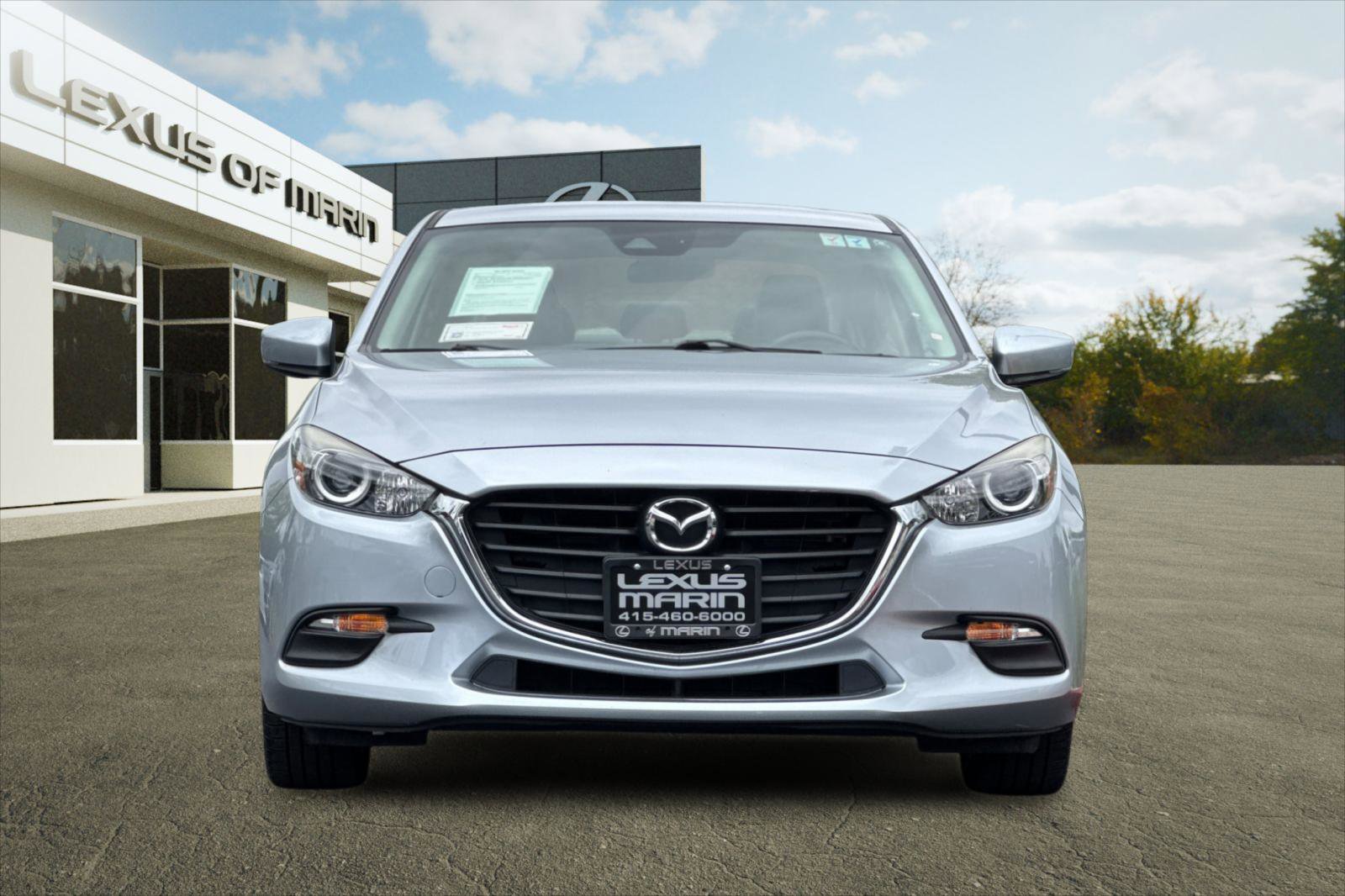 Used 2018 MAZDA MAZDA3 Touring FWD image 5