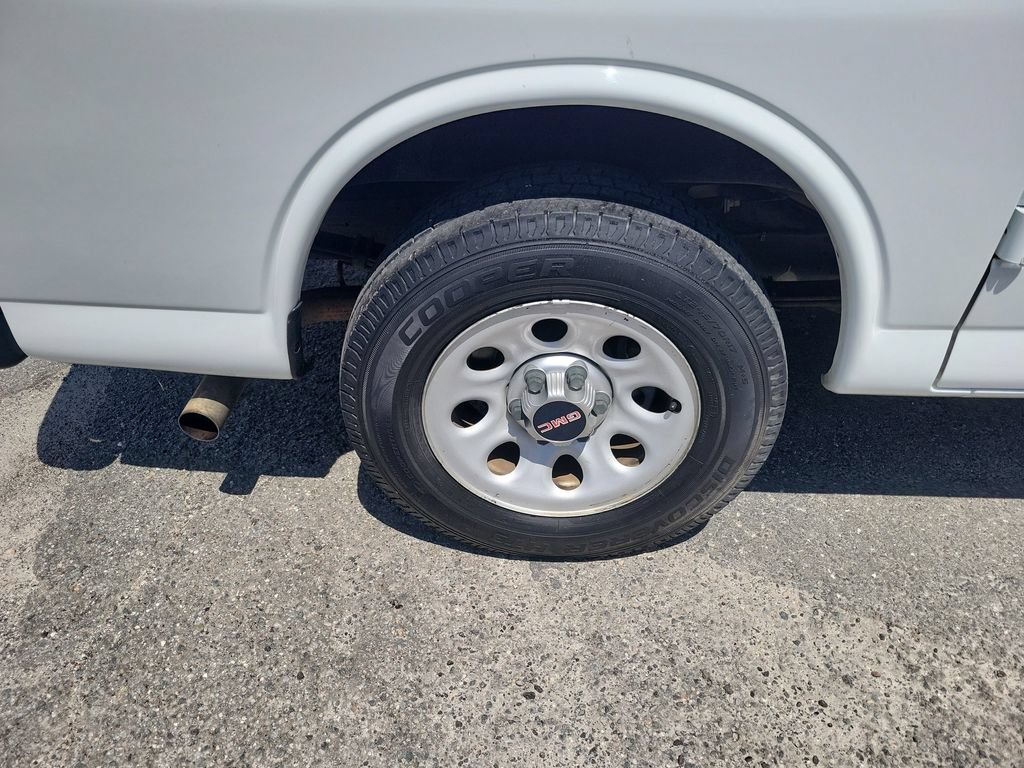 Used 2012 GMC Savana 1500 RWD image 8