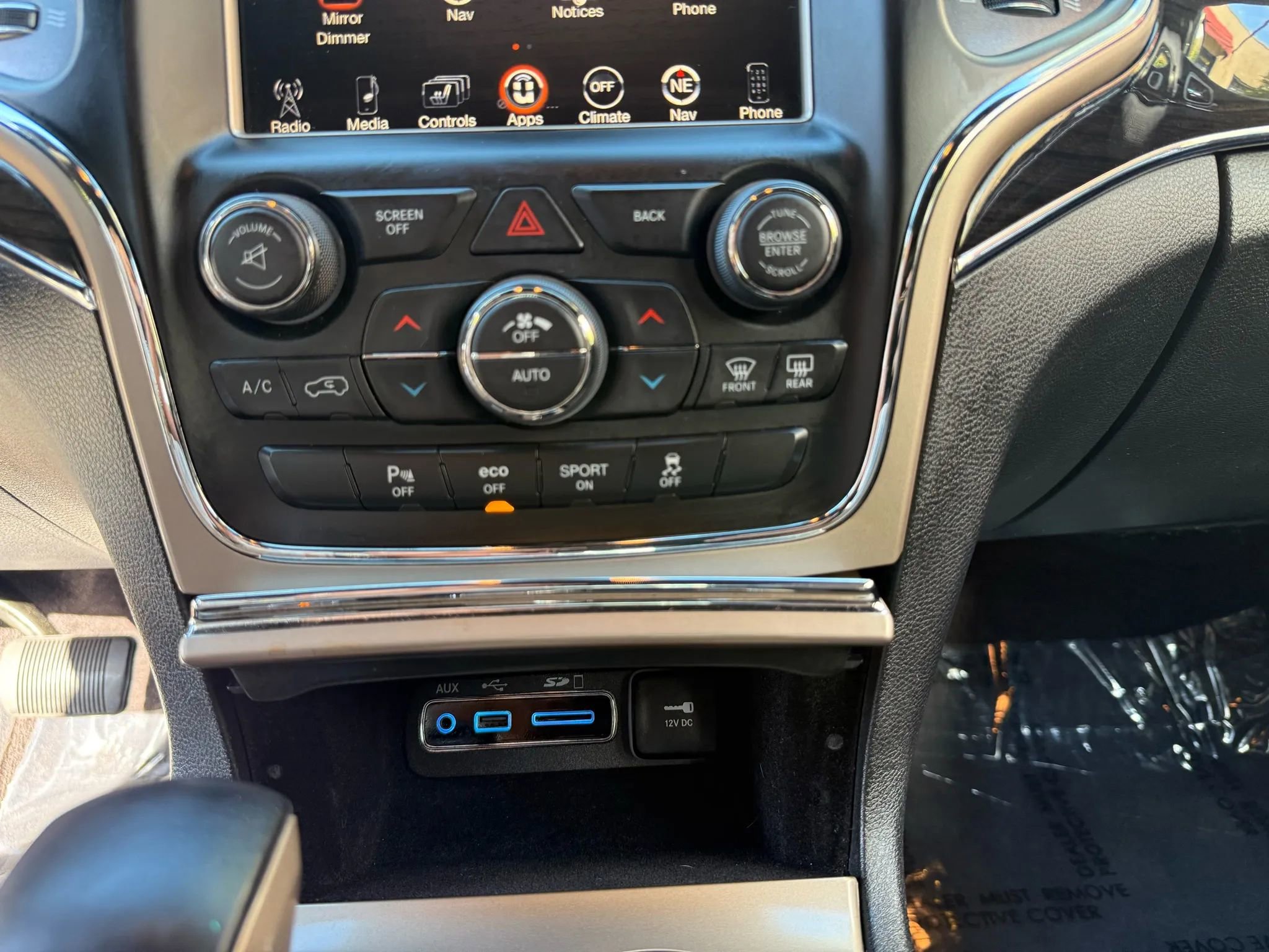 Used 2016 Jeep Grand Cherokee Overland image 34