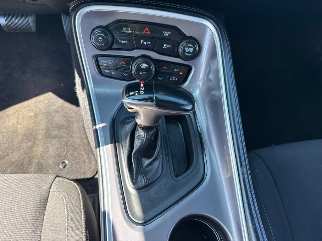 Used 2022 Dodge Challenger GT RWD image 15
