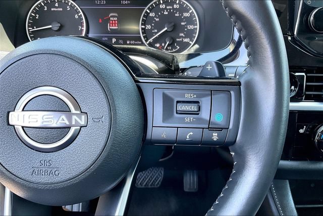 Used 2025 Nissan Pathfinder SL w/ Lighting Package (N92) AWD/4WD image 19