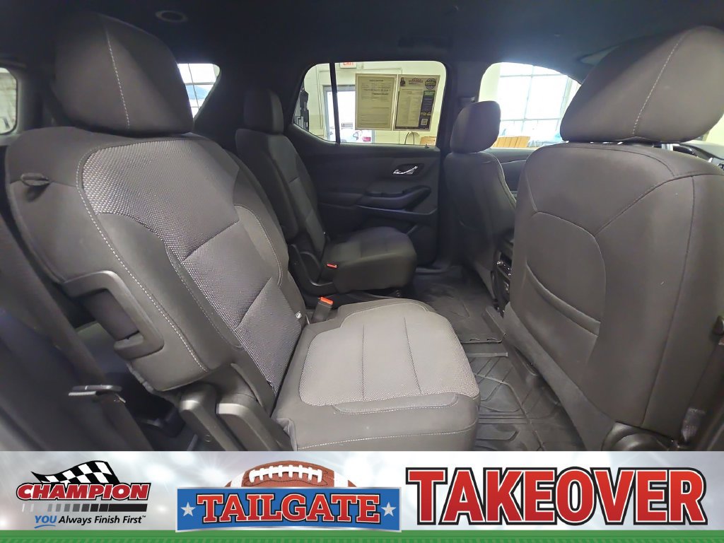 Certified 2024 Chevrolet Traverse LT FWD image 35
