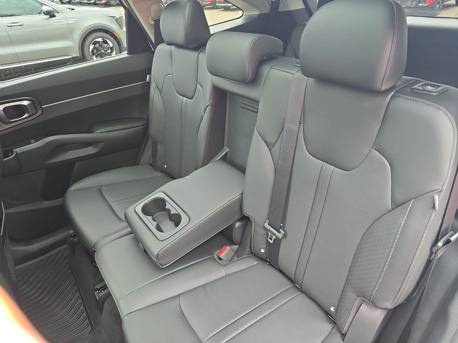 New 2026 Kia Sorento S w/ S Panoramic Sunroof Package FWD image 13