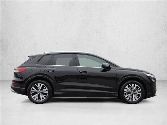 Used 2023 Audi Q4 e-tron Premium Plus w/ Premium Plus RWD image 4