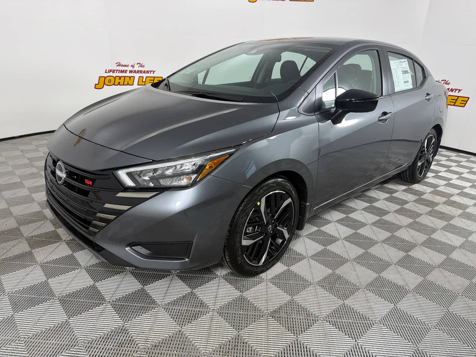 New 2025 Nissan Versa SR w/ Trunk Package image 1