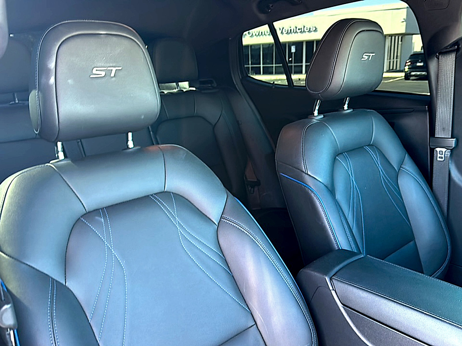 Used 2024 Buick Envista Sport Touring w/ Convenience I Package FWD image 24
