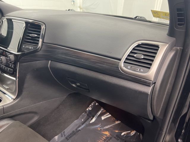 Used 2021 Jeep Grand Cherokee Laredo X image 19