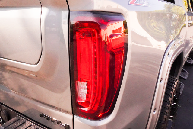 Used 2023 GMC Sierra 1500 AT4 w/ AT4 Premium Package AWD/4WD image 37