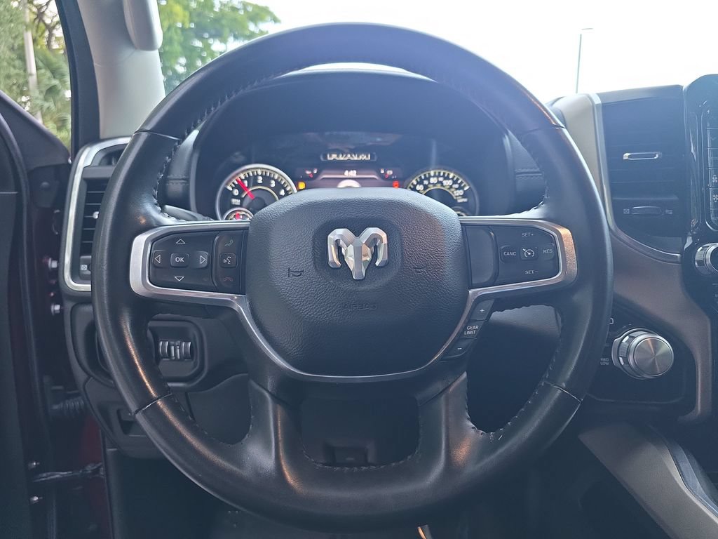 Used 2022 RAM 1500 Laramie AWD/4WD image 28