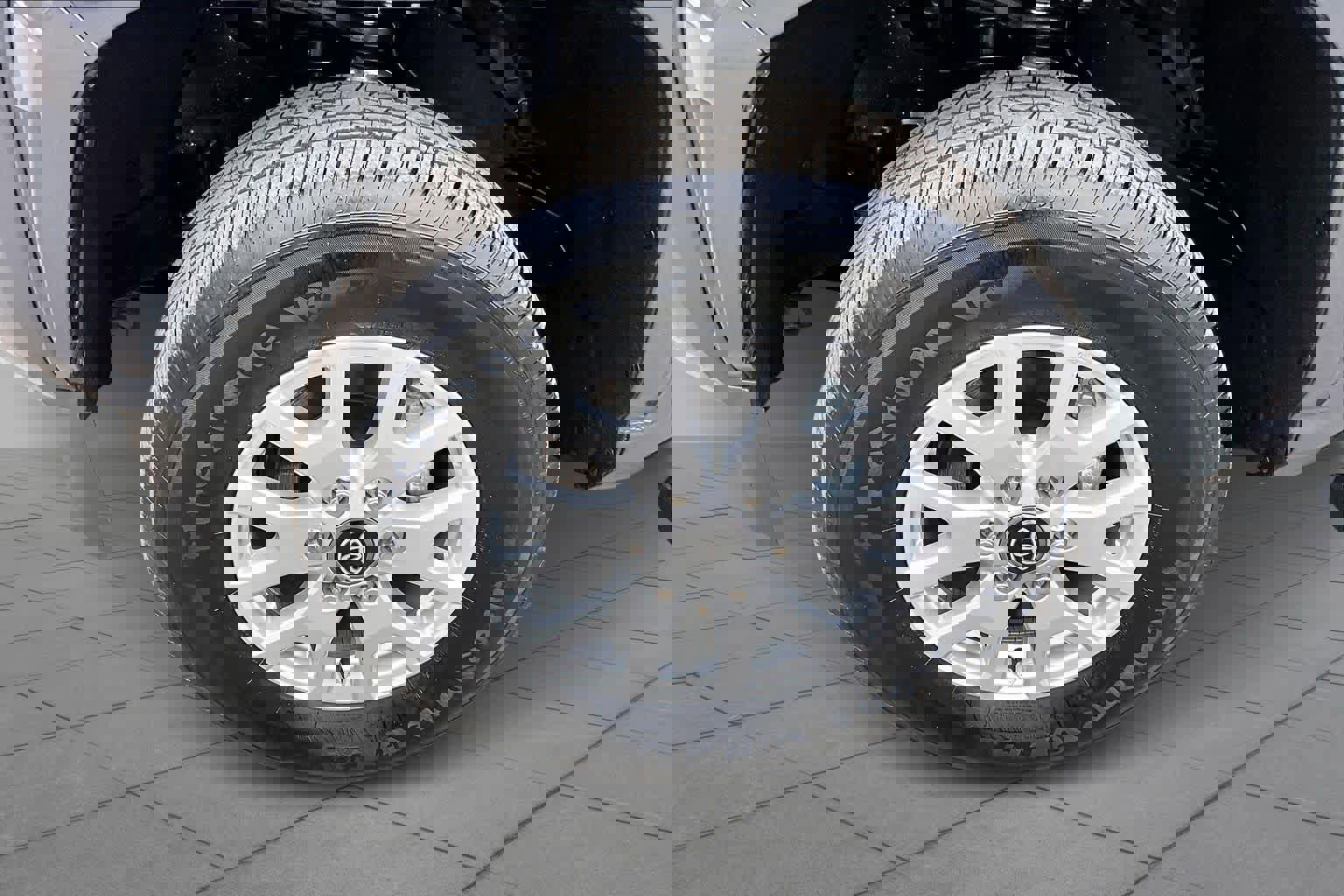 Certified 2025 Toyota Tacoma SR5 image 11