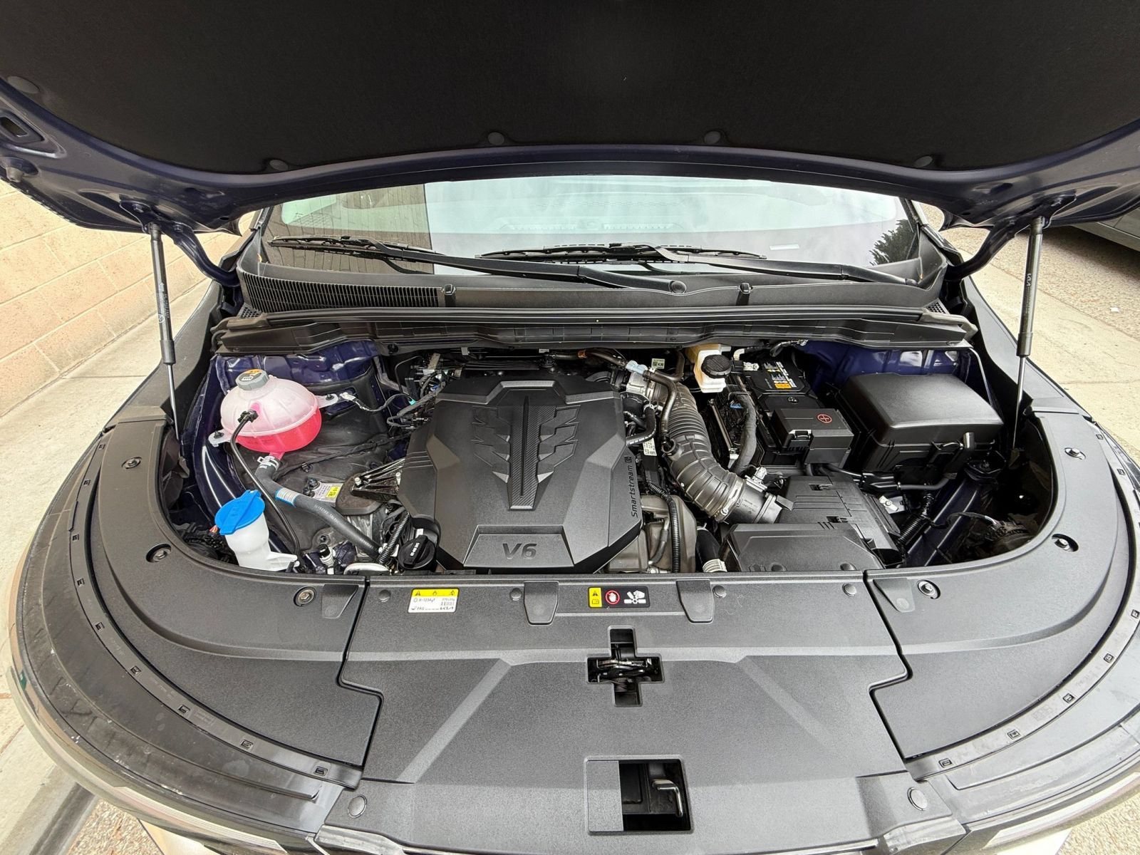Used 2026 Kia Carnival FWD image 30