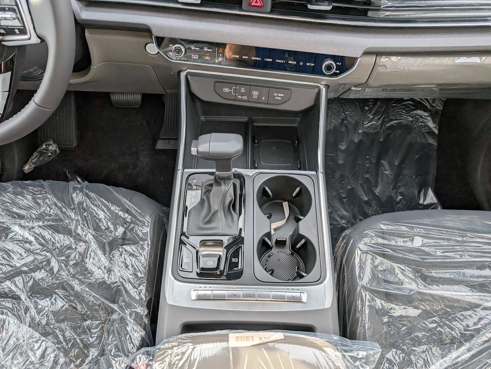 New 2026 Kia Carnival EX image 12