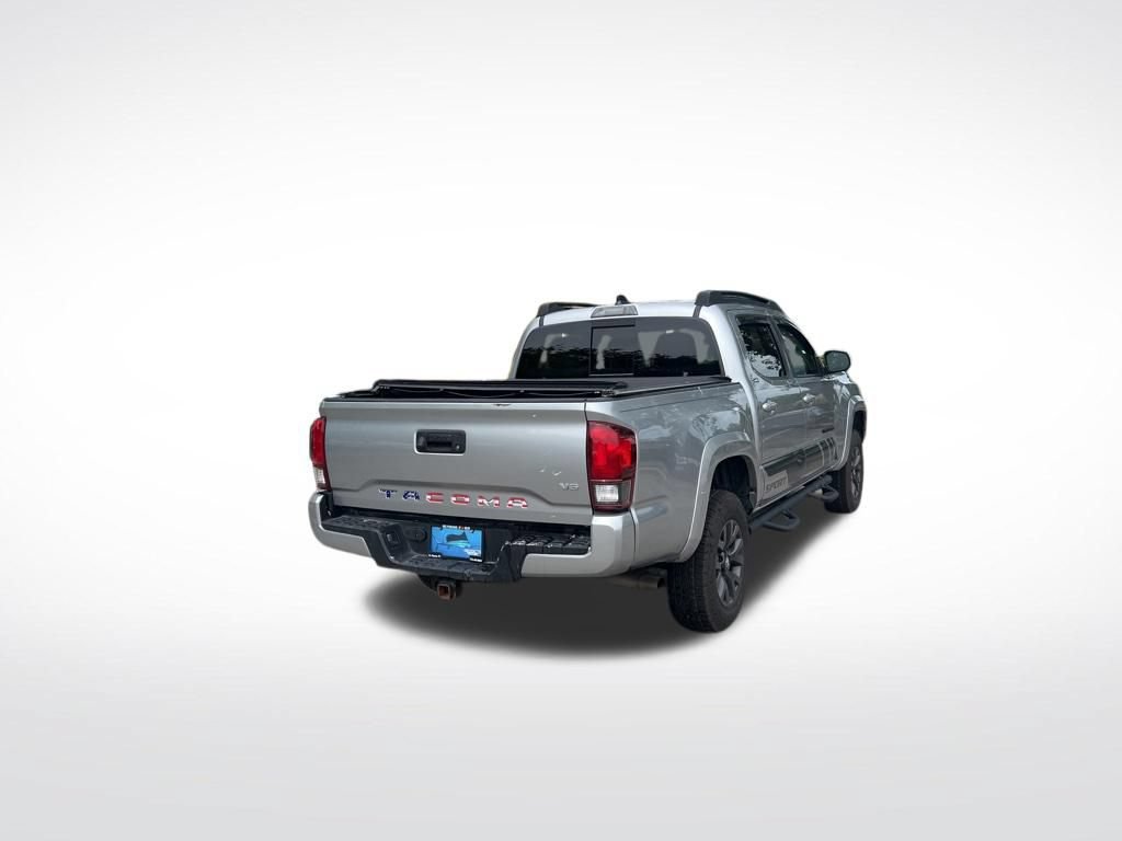 Used 2023 Toyota Tacoma SR5 w/ Technology Package RWD image 5