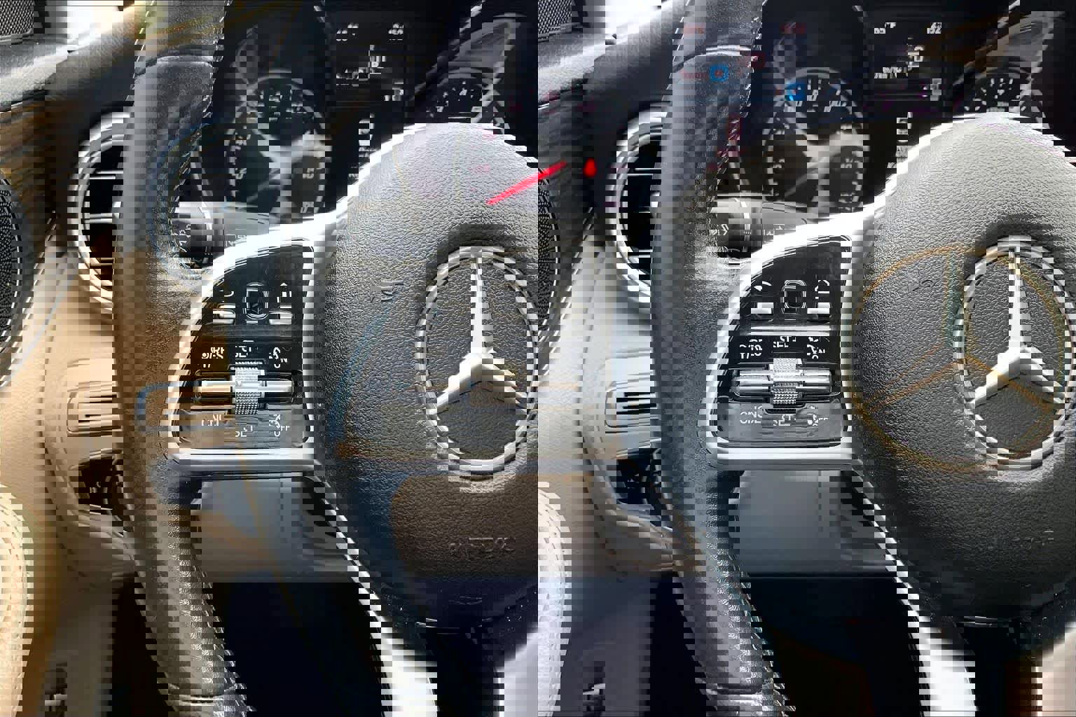 Used 2019 Mercedes-Benz C 300 Sedan image 24