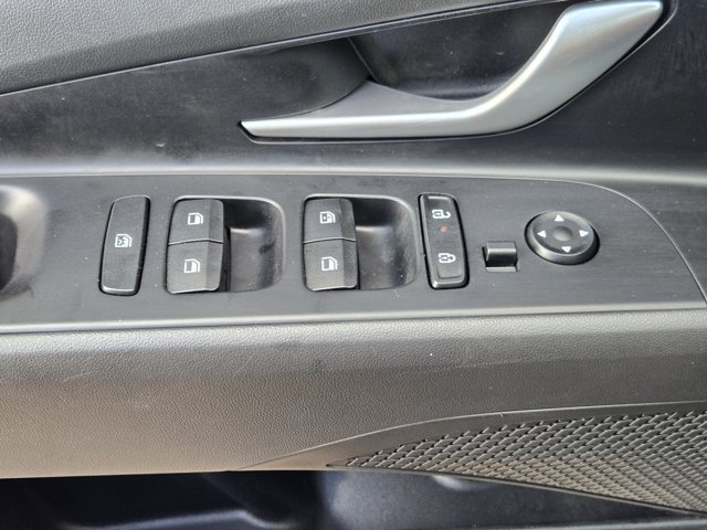 Certified 2025 Hyundai Elantra Hybrid FWD image 23